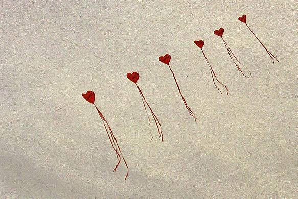 Train of Hearts [(WxH)  80 x 75 mm, approx. 2,00 m long]